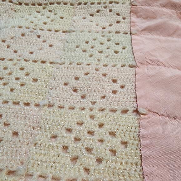VINTAGE Crochet and Hand Stitched Pink and Cream Small Baby Blanket - Picture 6 of 14